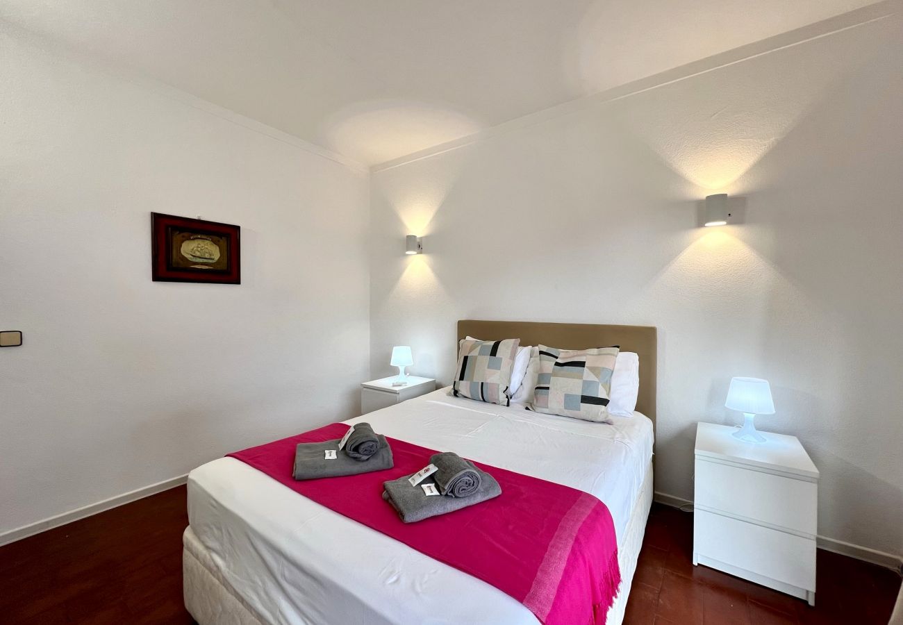 Villa in Vilamoura - VILAMOURA OCEAN VILLA WITH POOL by HOMING