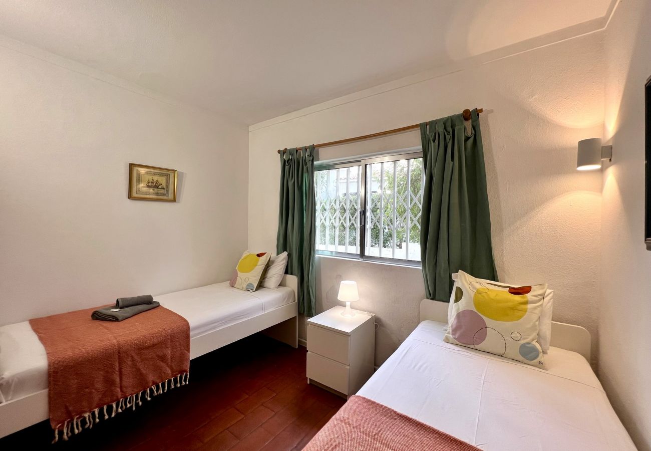 Villa in Vilamoura - VILAMOURA OCEAN VILLA WITH POOL by HOMING