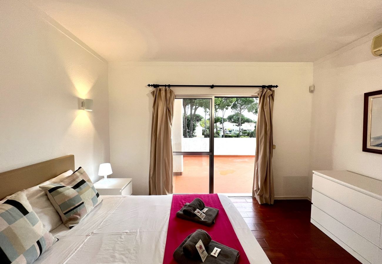 Villa in Vilamoura - VILAMOURA OCEAN VILLA WITH POOL by HOMING