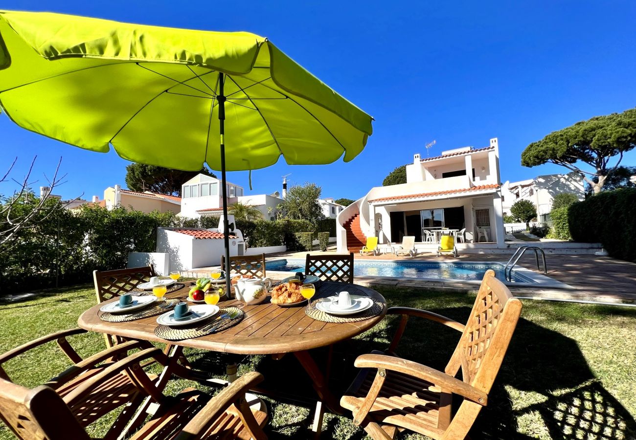 Villa in Vilamoura - VILAMOURA OCEAN VILLA WITH POOL by HOMING