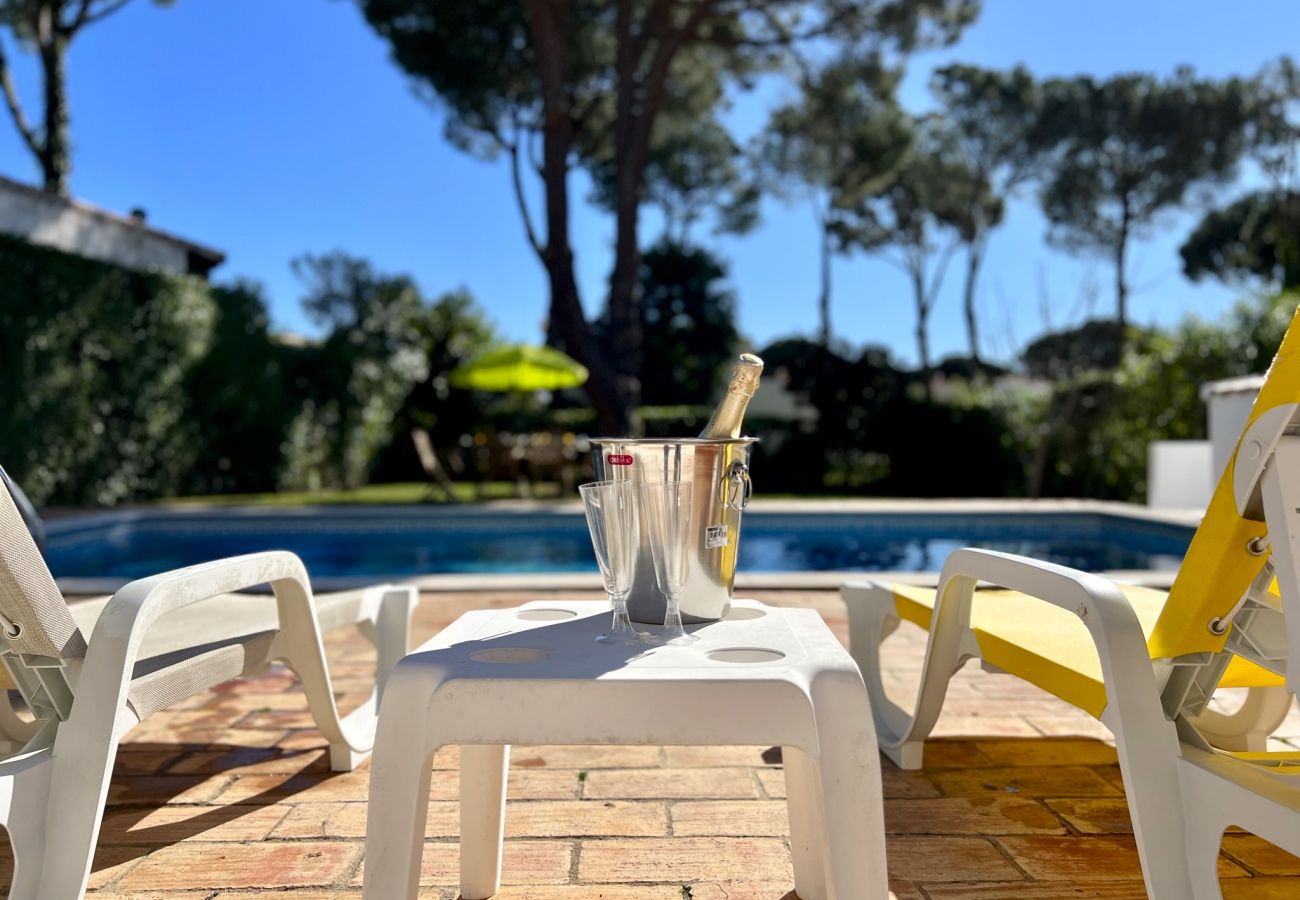 Villa in Vilamoura - VILAMOURA OCEAN VILLA WITH POOL by HOMING