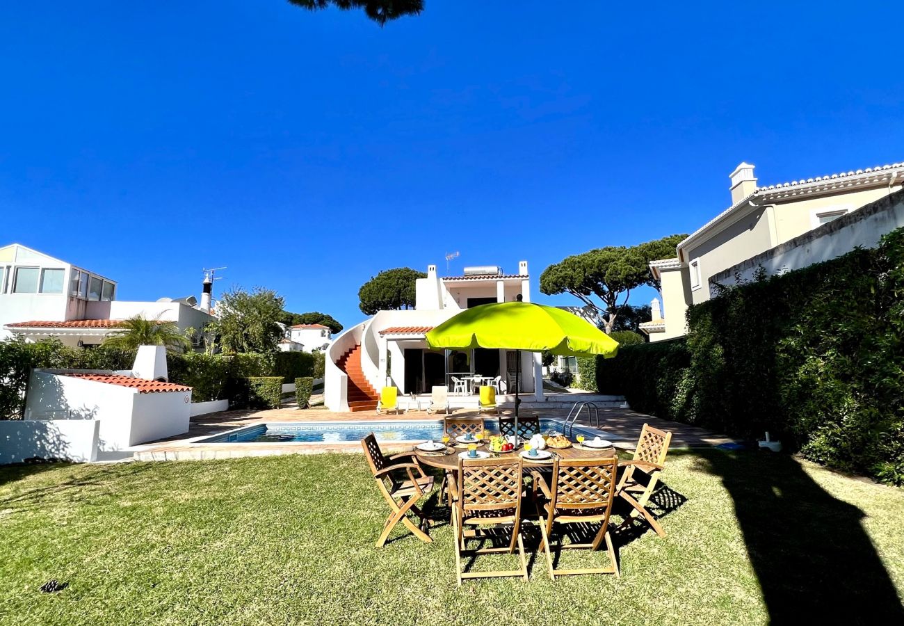 Villa in Vilamoura - VILAMOURA OCEAN VILLA WITH POOL by HOMING