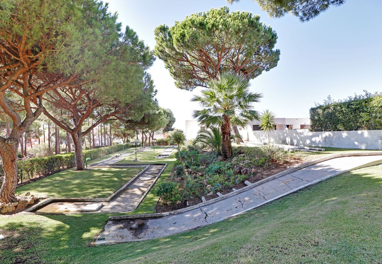 Villa in Vilamoura - VILAMOURA GOLF VILLA 1 WITH POOL by HOMING