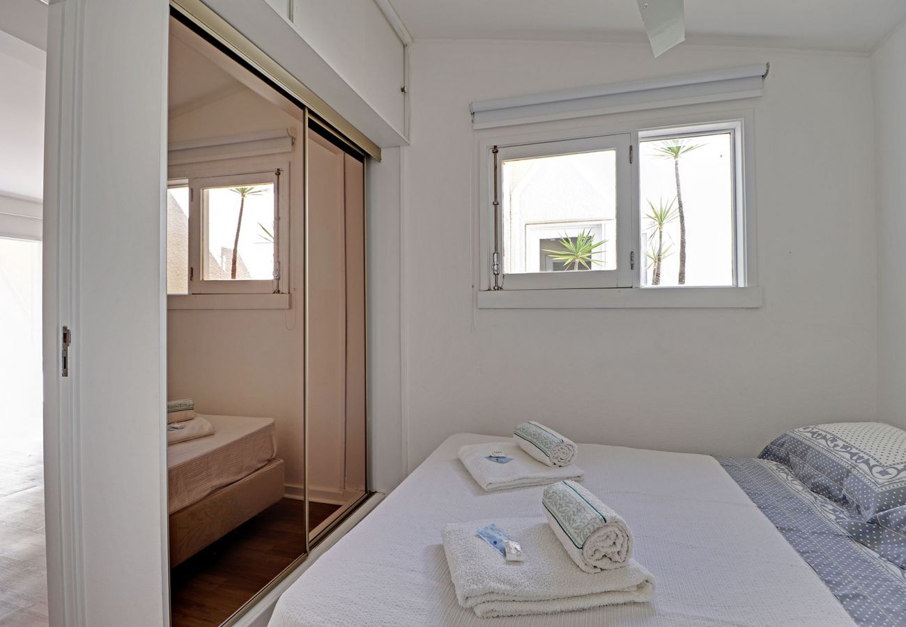 Villa in Vilamoura - VILAMOURA GOLF VILLA 1 WITH POOL by HOMING