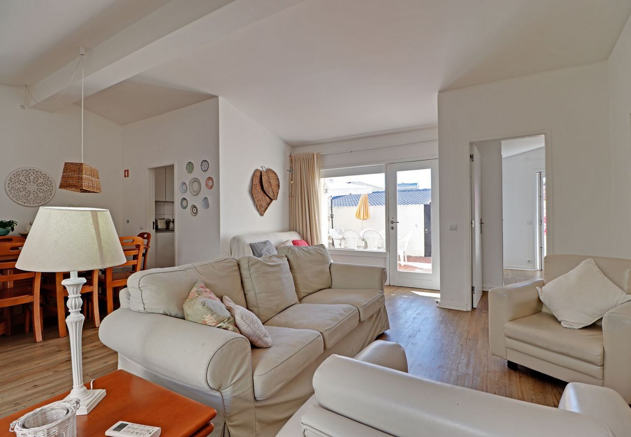 Villa in Vilamoura - VILAMOURA GOLF VILLA 1 WITH POOL by HOMING