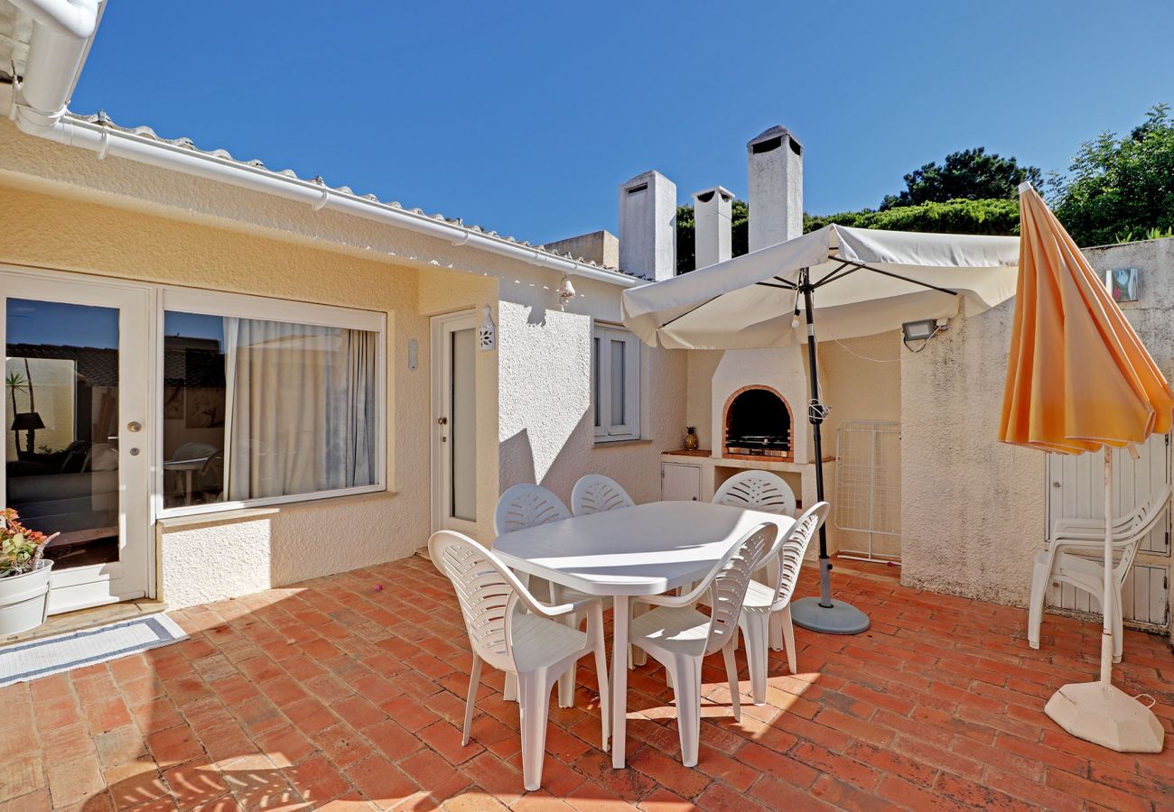 Villa in Vilamoura - VILAMOURA GOLF VILLA 1 WITH POOL by HOMING