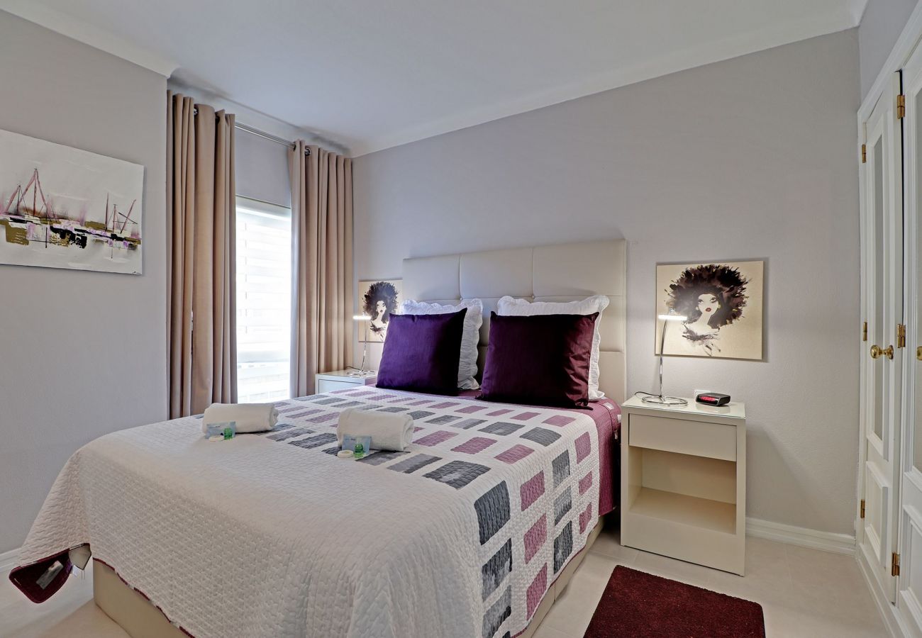 Apartment in Vilamoura - VILAMOURA DESIGN WITH POOL by HOMING
