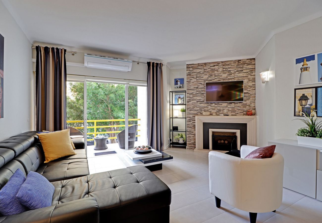 Apartment in Vilamoura - VILAMOURA DESIGN WITH POOL by HOMING