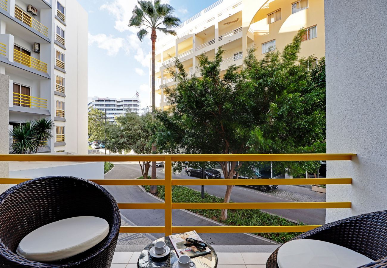 Apartment in Vilamoura - VILAMOURA DESIGN WITH POOL by HOMING