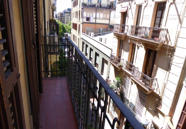 Apartment in Barcelona - GRACIA style, balcony Apartment in Barcelona - GRACIA style, balcony