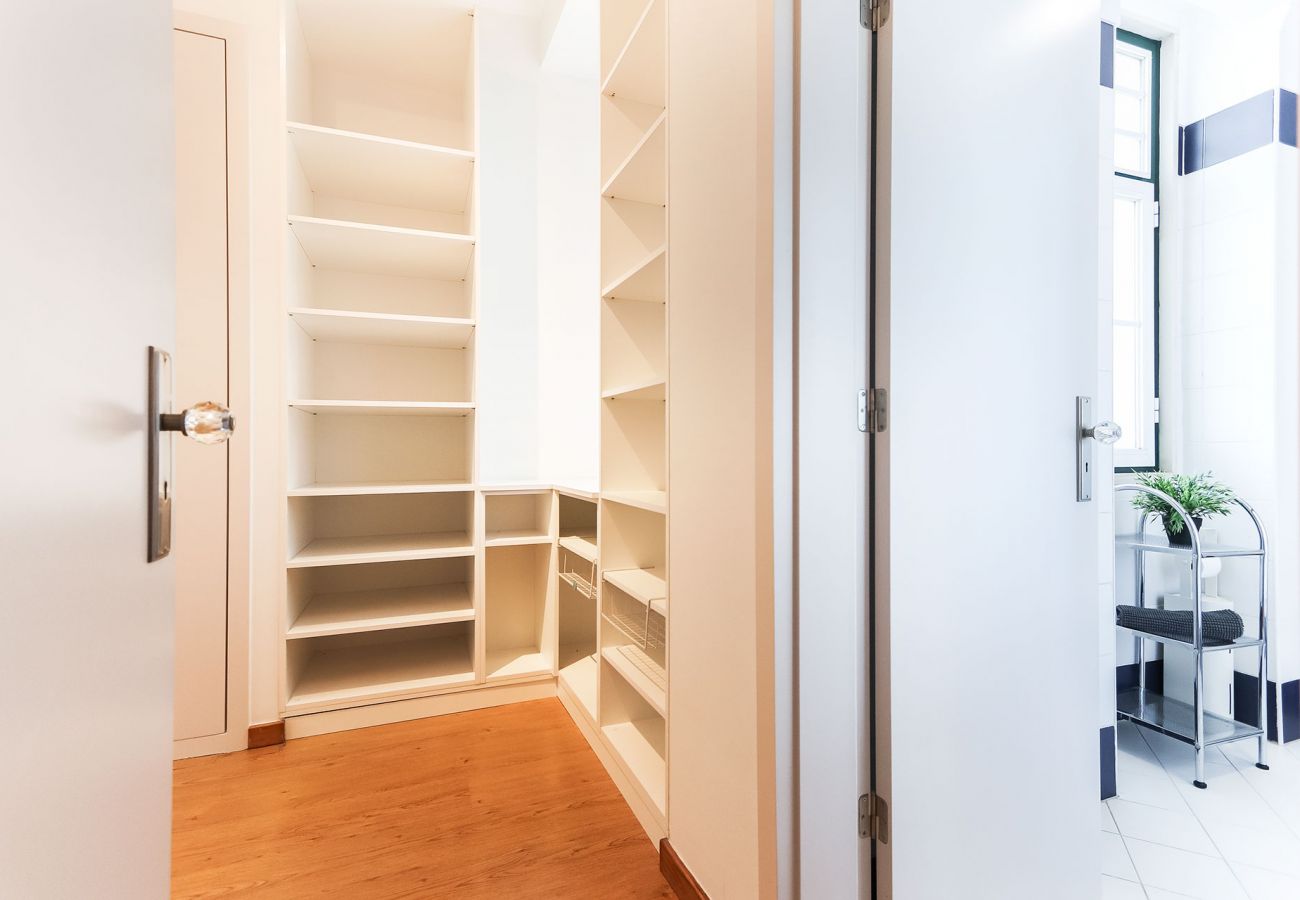 Apartment in Lisbon - RATO ELEGANT by HOMING