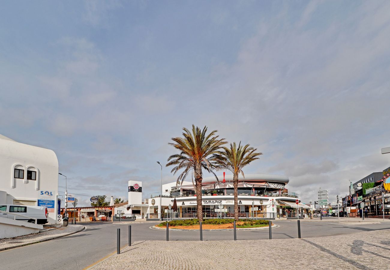 Apartment in Albufeira - ALBUFEIRA CENTRAL 1 by HOMING