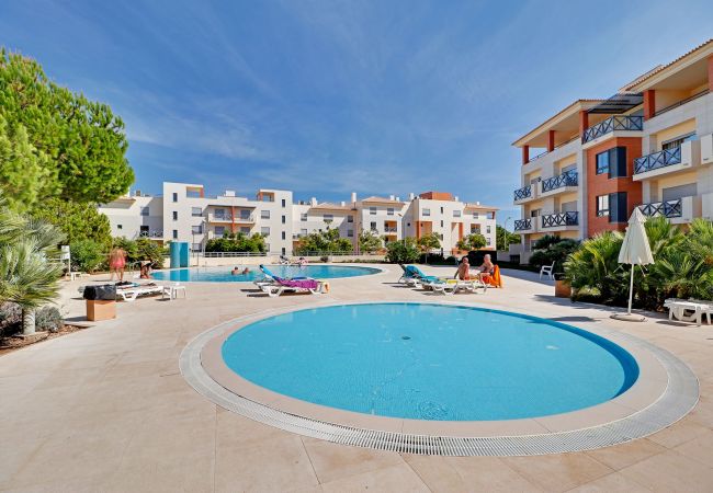 Apartment in Albufeira - ALBUFEIRA MODERN 1 WITH POOL by HOMING Apartment in Albufeira - ALBUFEIRA MODERN 1 WITH POOL by HOMING