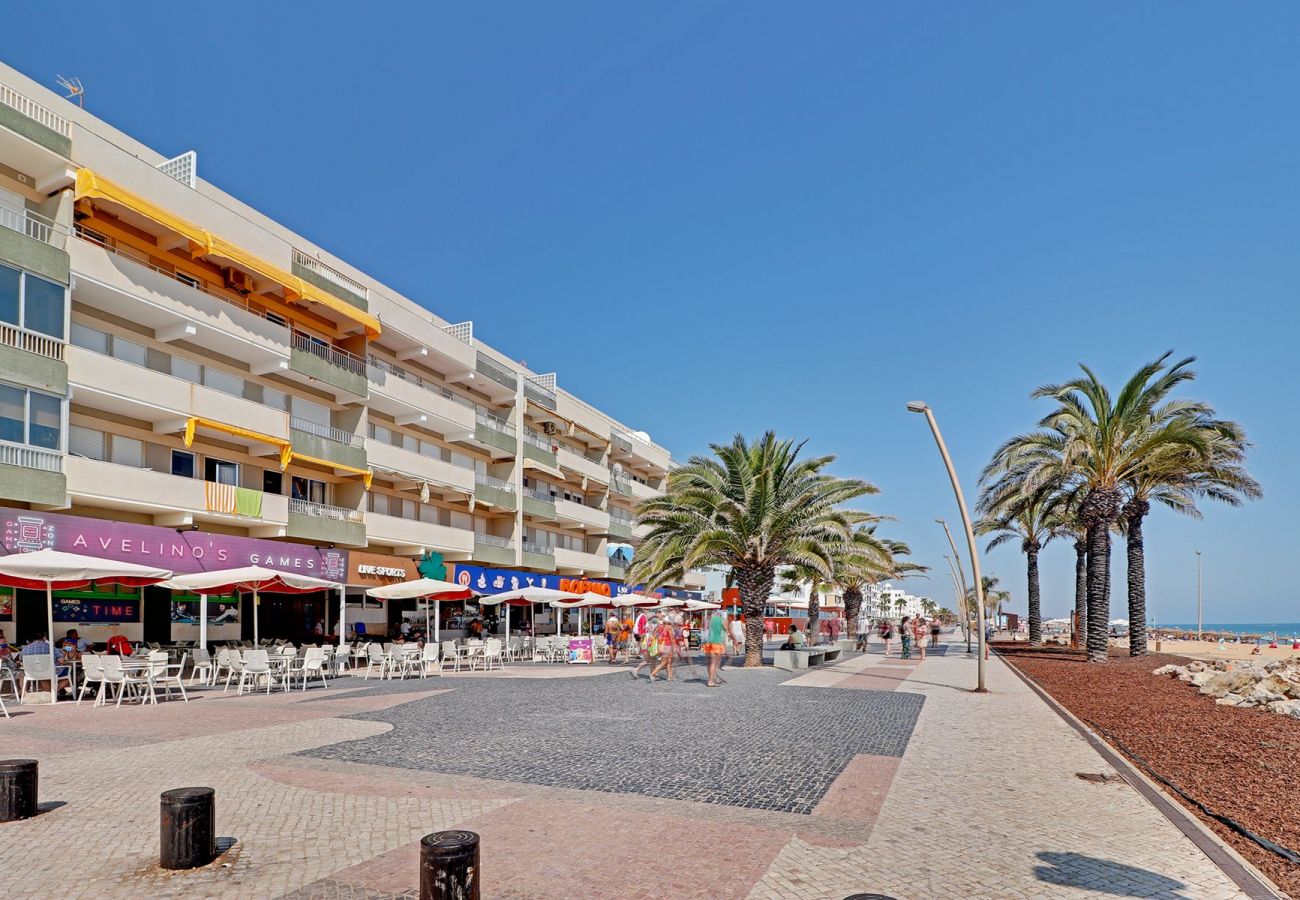 Apartment in Quarteira - QUARTEIRA BEACH & OCEAN VIEW 1 by HOMING