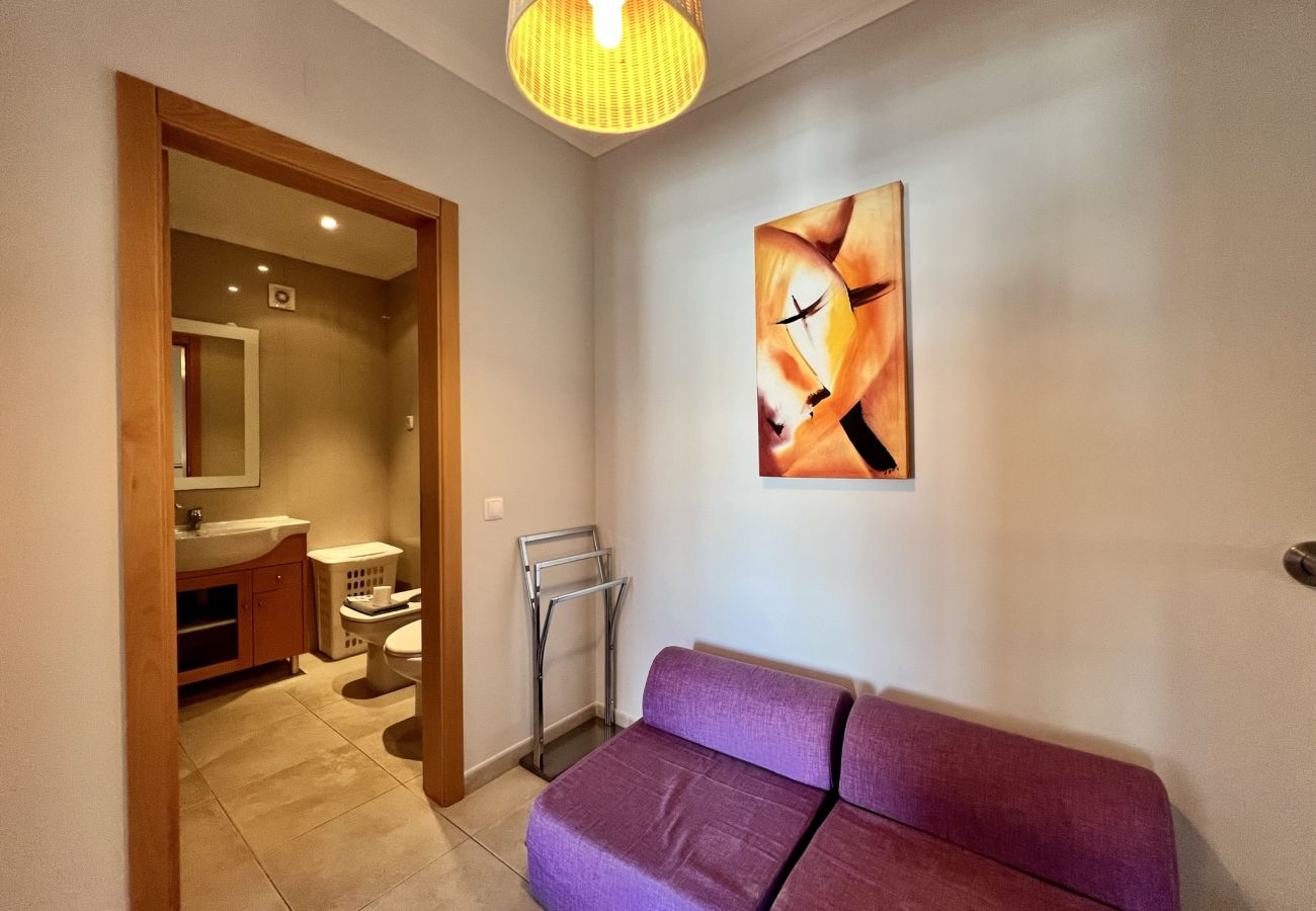 Townhouse in Albufeira - ALBUFEIRA GARDEN VILLA WITH POOL by HOMING