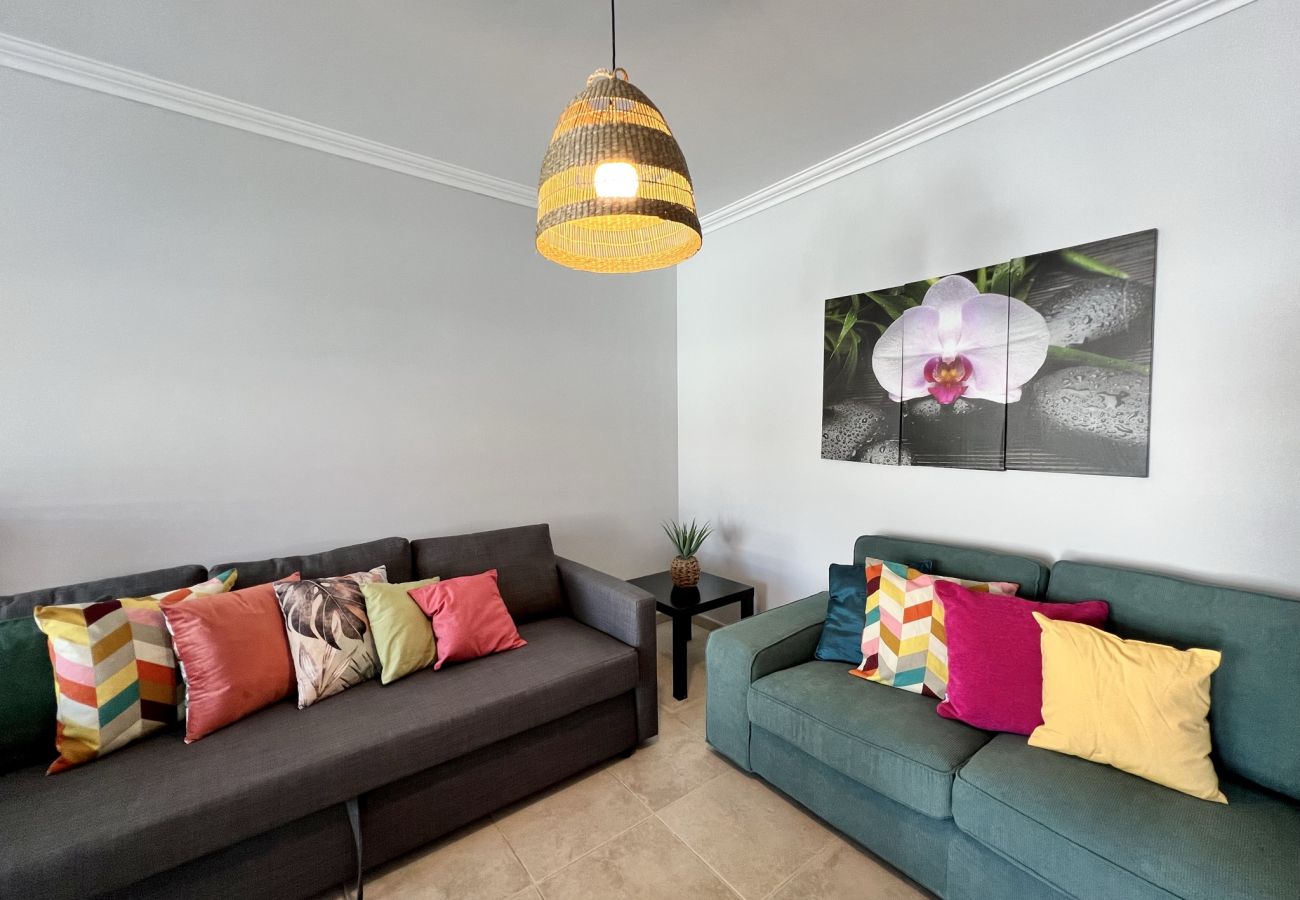 Townhouse in Albufeira - ALBUFEIRA GARDEN VILLA WITH POOL by HOMING