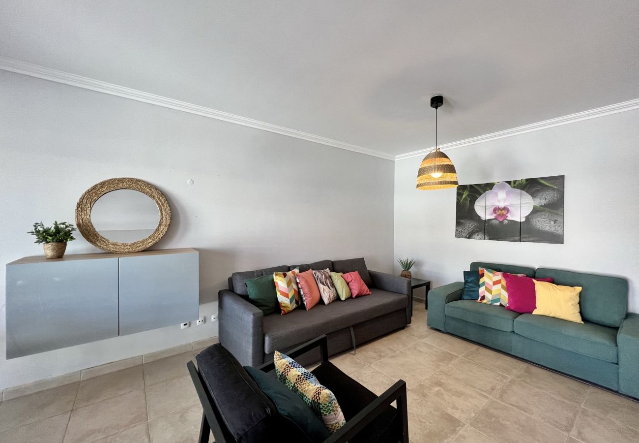 Townhouse in Albufeira - ALBUFEIRA GARDEN VILLA WITH POOL by HOMING