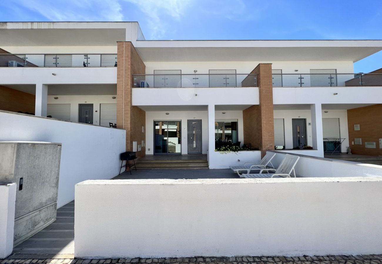Townhouse in Albufeira - ALBUFEIRA GARDEN VILLA WITH POOL by HOMING