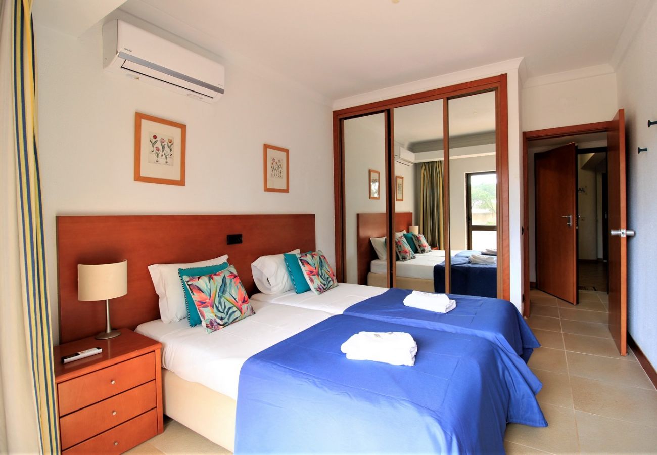Apartment in Vilamoura - VILAMOURA COSY 3 WITH POOL by HOMING
