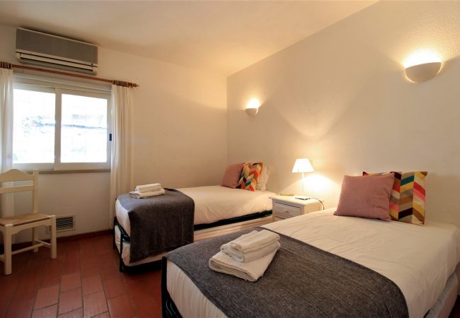 Villa in Vilamoura - VILAMOURA CONCEPT VILLA  WITH POOL by HOMING Villa in Vilamoura - VILAMOURA CONCEPT VILLA  WITH POOL by HOMING