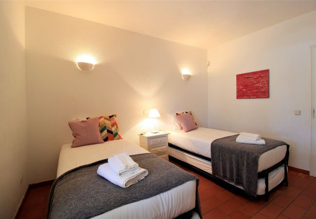 Villa in Vilamoura - VILAMOURA CONCEPT VILLA  WITH POOL by HOMING Villa in Vilamoura - VILAMOURA CONCEPT VILLA  WITH POOL by HOMING