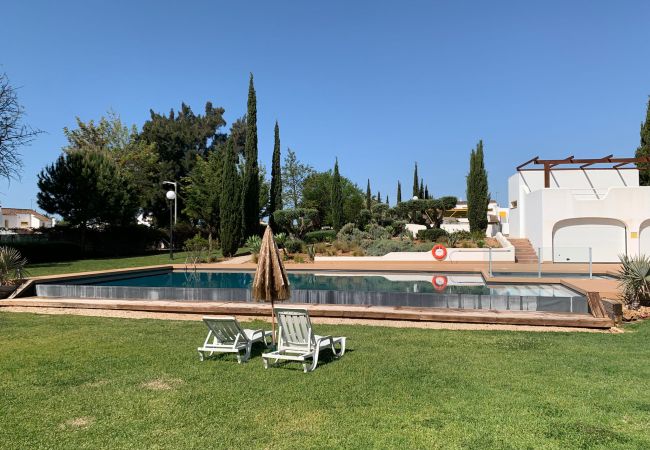 Villa in Vilamoura - VILAMOURA CONCEPT VILLA  WITH POOL by HOMING Villa in Vilamoura - VILAMOURA CONCEPT VILLA  WITH POOL by HOMING