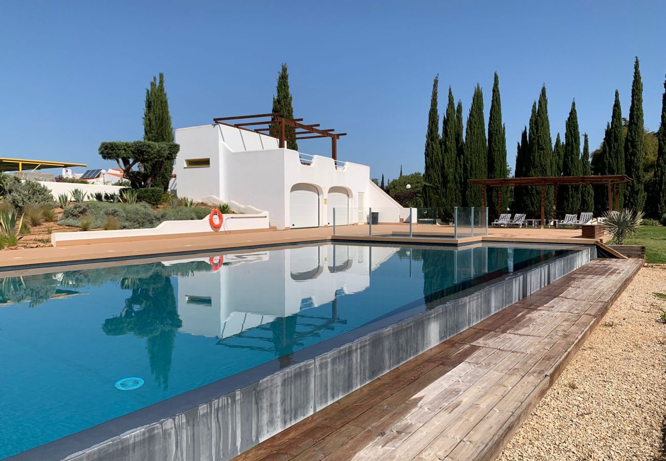 Villa in Vilamoura - VILAMOURA CONCEPT VILLA  WITH POOL by HOMING