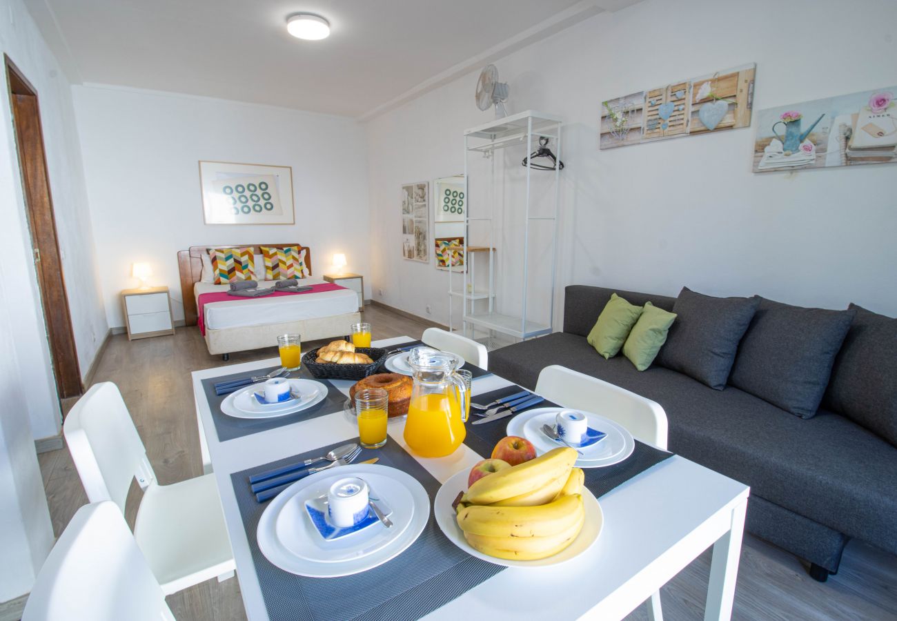 Apartment in Vilamoura - VILAMOURA GOLF STUDIO WITH POOL by HOMING