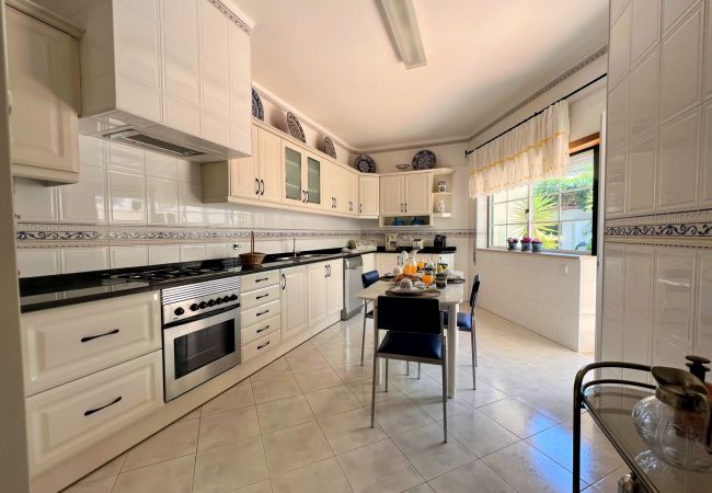 House in Lagos - LAGOS TYPICAL HOUSE by HOMING House in Lagos - LAGOS TYPICAL HOUSE by HOMING