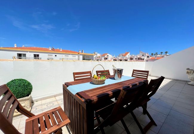 House in Lagos - LAGOS TYPICAL HOUSE by HOMING House in Lagos - LAGOS TYPICAL HOUSE by HOMING