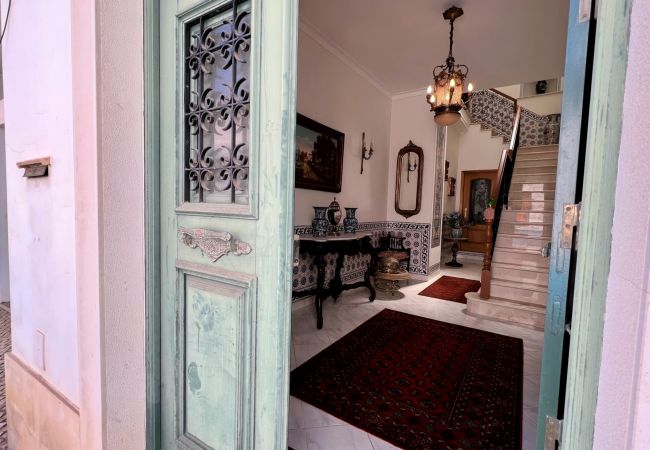 House in Lagos - LAGOS TYPICAL HOUSE by HOMING House in Lagos - LAGOS TYPICAL HOUSE by HOMING