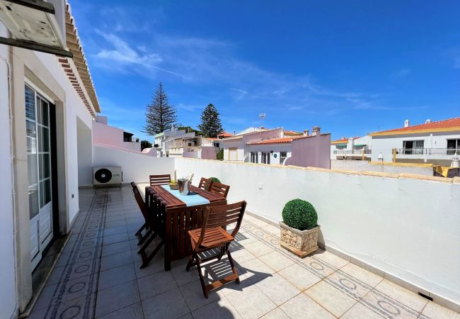 House in Lagos - LAGOS TYPICAL HOUSE by HOMING House in Lagos - LAGOS TYPICAL HOUSE by HOMING