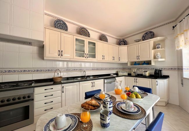 House in Lagos - LAGOS TYPICAL HOUSE by HOMING House in Lagos - LAGOS TYPICAL HOUSE by HOMING