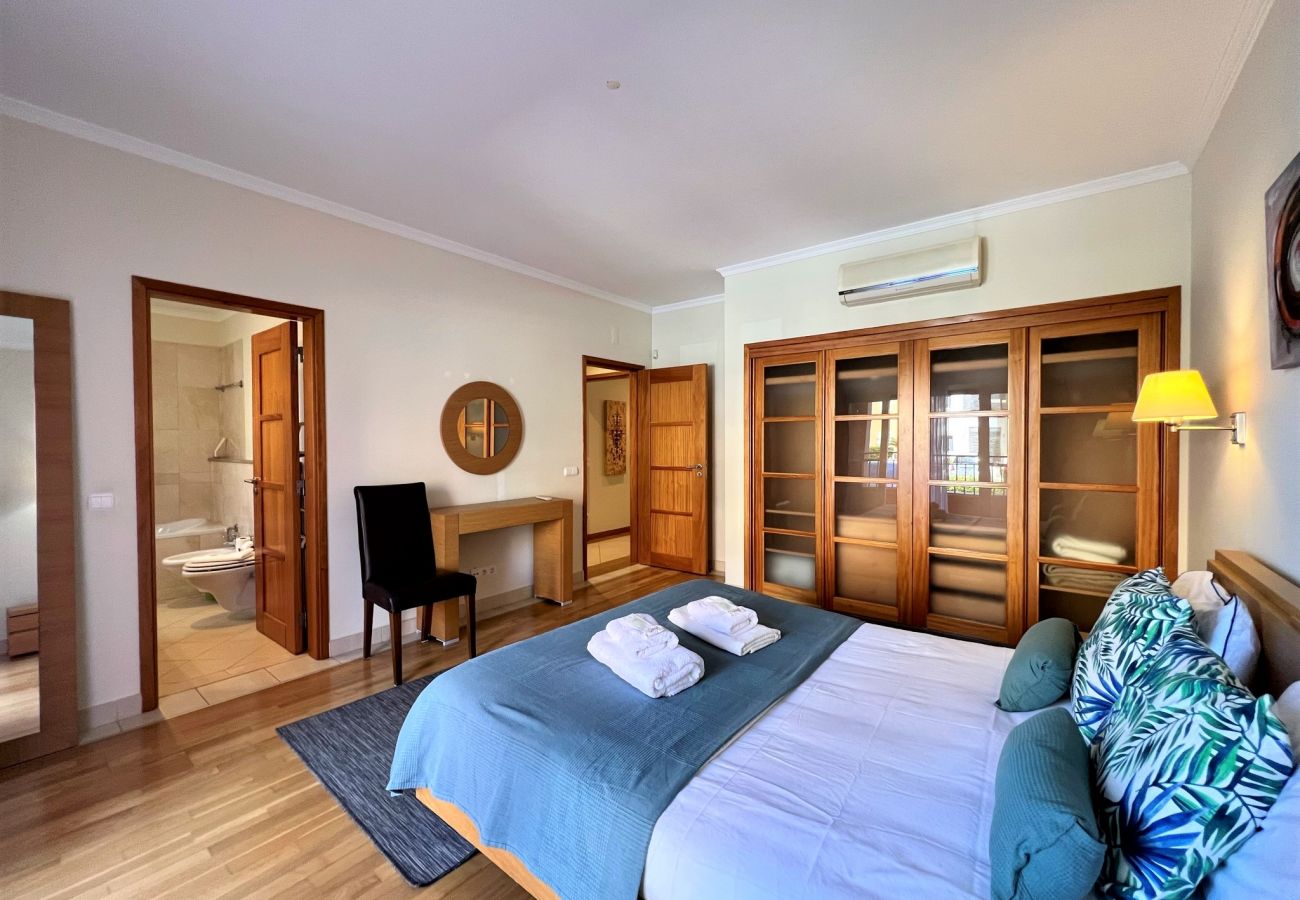Apartment in Vilamoura - VILAMOURA VICTORIA GARDENS WITH POOL by HOMING