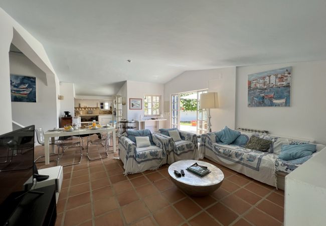 Villa in Albufeira - ALBUFEIRA BALAIA VILLA WITH PRIVATE POOL by HOMING Villa in Albufeira - ALBUFEIRA BALAIA VILLA WITH PRIVATE POOL by HOMING