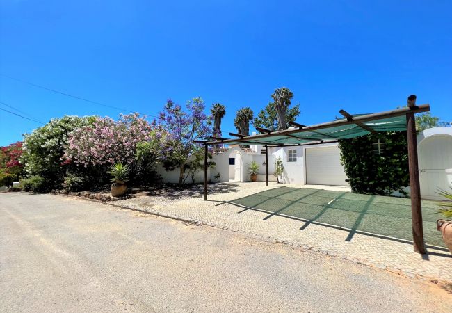 Villa in Albufeira - ALBUFEIRA BALAIA VILLA WITH PRIVATE POOL by HOMING Villa in Albufeira - ALBUFEIRA BALAIA VILLA WITH PRIVATE POOL by HOMING