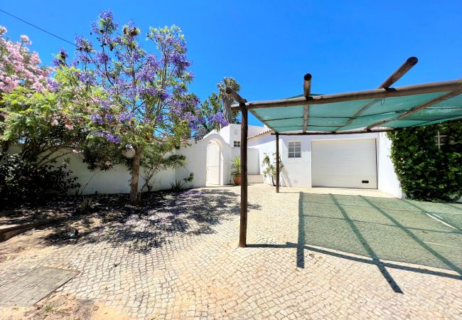 Villa in Albufeira - ALBUFEIRA BALAIA VILLA WITH PRIVATE POOL by HOMING Villa in Albufeira - ALBUFEIRA BALAIA VILLA WITH PRIVATE POOL by HOMING