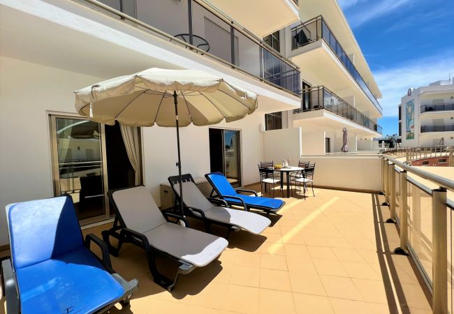 Apartment in Albufeira - ALBUFEIRA TERRACE WITH POOL by HOMING Apartment in Albufeira - ALBUFEIRA TERRACE WITH POOL by HOMING
