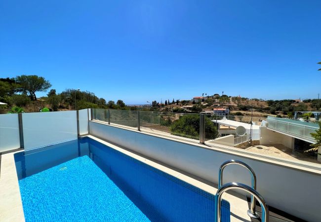 Terraced House in Albufeira - ALBUFEIRA DELUXE RESIDENCE WITH POOL by HOMING Terraced House in Albufeira - ALBUFEIRA DELUXE RESIDENCE WITH POOL by HOMING