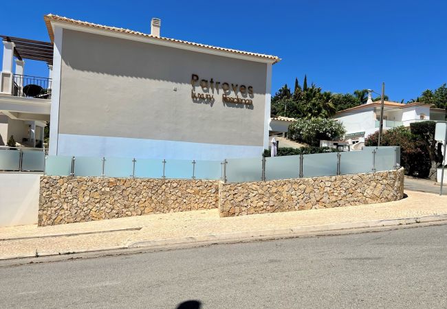 Terraced House in Albufeira - ALBUFEIRA DELUXE RESIDENCE WITH POOL by HOMING Terraced House in Albufeira - ALBUFEIRA DELUXE RESIDENCE WITH POOL by HOMING