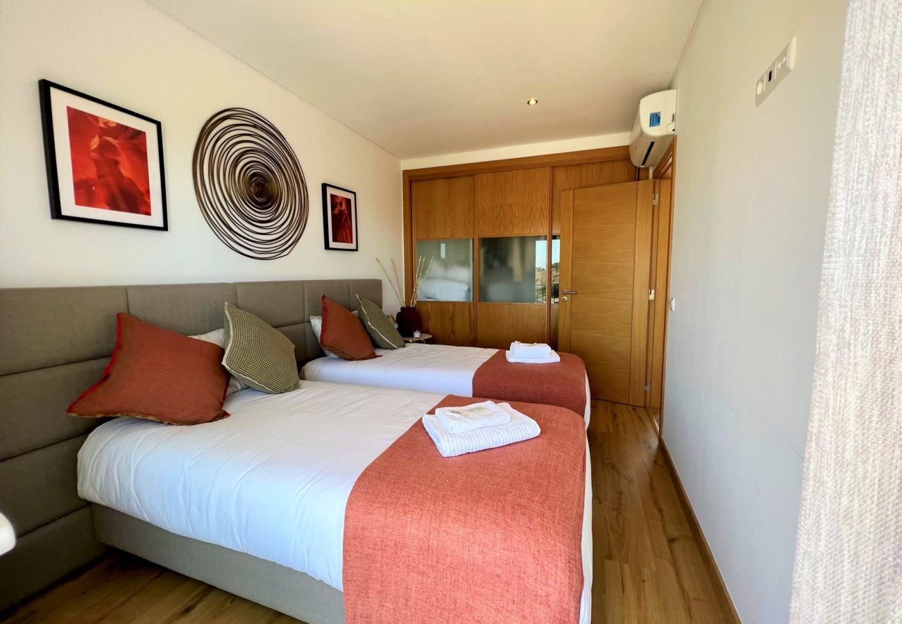 Townhouse in Albufeira - ALBUFEIRA DELUXE RESIDENCE WITH POOL by HOMING