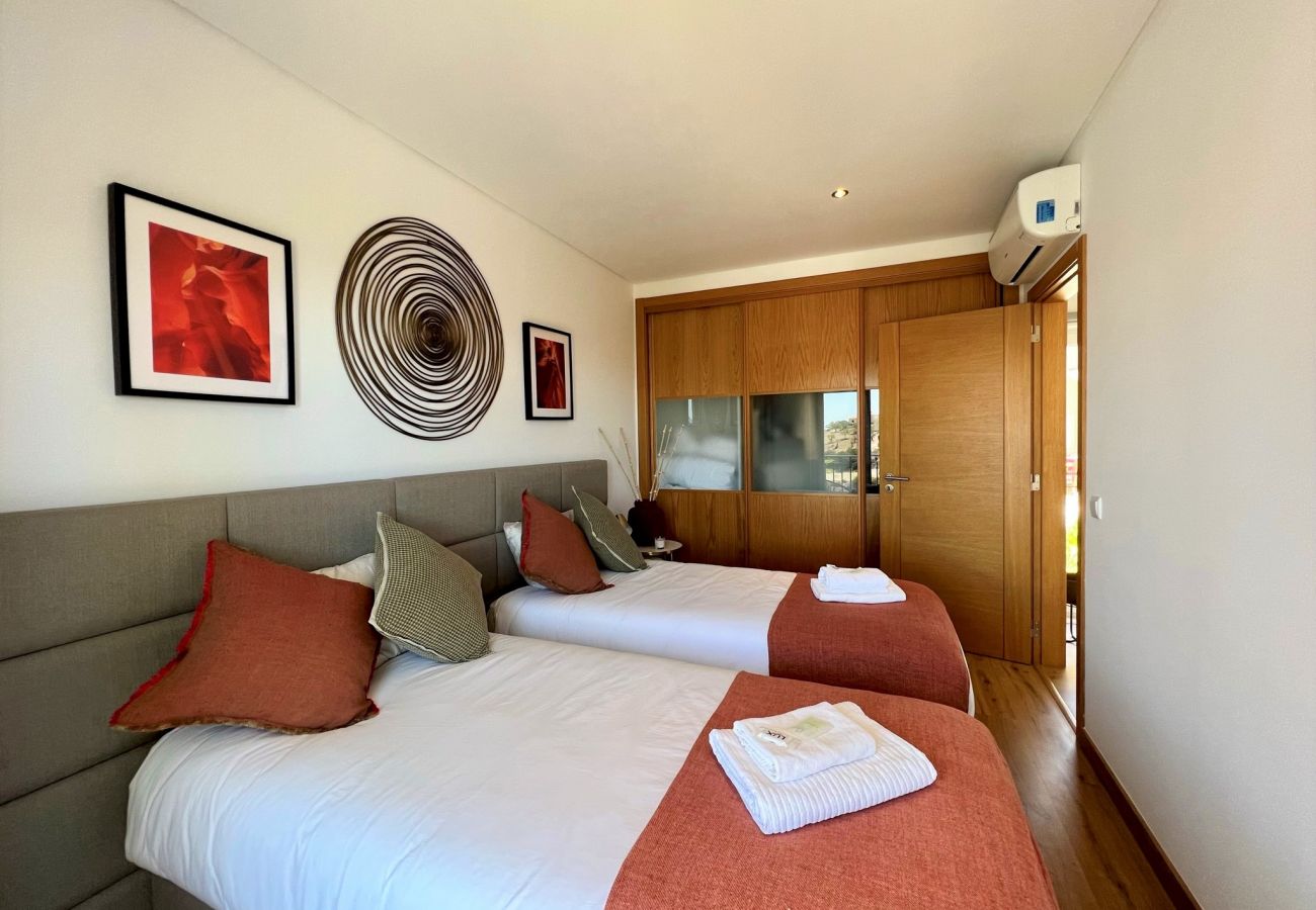 Townhouse in Albufeira - ALBUFEIRA DELUXE RESIDENCE WITH POOL by HOMING