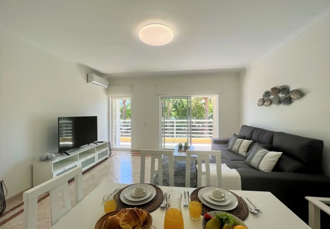 Apartment in Vilamoura - VILAMOURA CENTRAL 2 WITH POOL  by HOMING Apartment in Vilamoura - VILAMOURA CENTRAL 2 WITH POOL  by HOMING