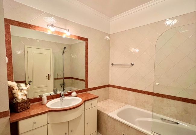 Apartment in Vilamoura - VILAMOURA CENTRAL 2 WITH POOL  by HOMING Apartment in Vilamoura - VILAMOURA CENTRAL 2 WITH POOL  by HOMING