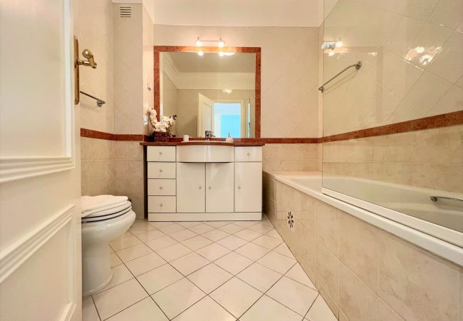 Apartment in Vilamoura - VILAMOURA CENTRAL 2 WITH POOL  by HOMING Apartment in Vilamoura - VILAMOURA CENTRAL 2 WITH POOL  by HOMING