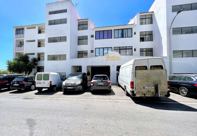 Apartment in Albufeira - ALBUFEIRA CLASSIC 1 WITH POOL by HOMING Apartment in Albufeira - ALBUFEIRA CLASSIC 1 WITH POOL by HOMING