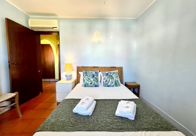 Villa in Vilamoura - VILAMOURA TRADITIONAL VILLA WITH POOL by HOMING Villa in Vilamoura - VILAMOURA TRADITIONAL VILLA WITH POOL by HOMING