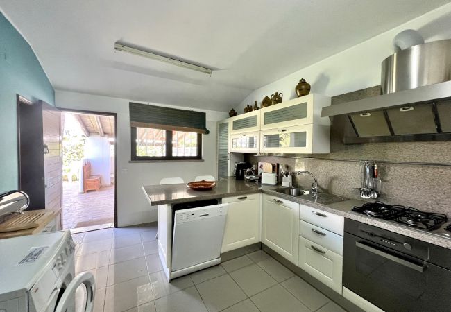 Villa in Vilamoura - VILAMOURA TRADITIONAL VILLA WITH POOL by HOMING Villa in Vilamoura - VILAMOURA TRADITIONAL VILLA WITH POOL by HOMING