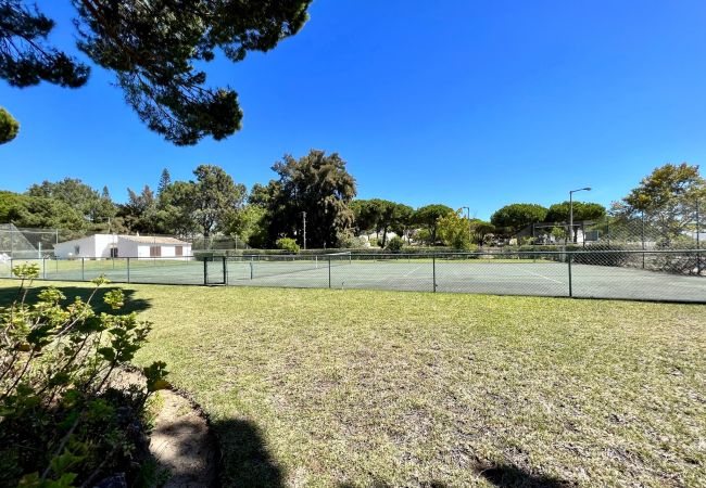 Villa in Vilamoura - VILAMOURA TRADITIONAL VILLA WITH POOL by HOMING Villa in Vilamoura - VILAMOURA TRADITIONAL VILLA WITH POOL by HOMING