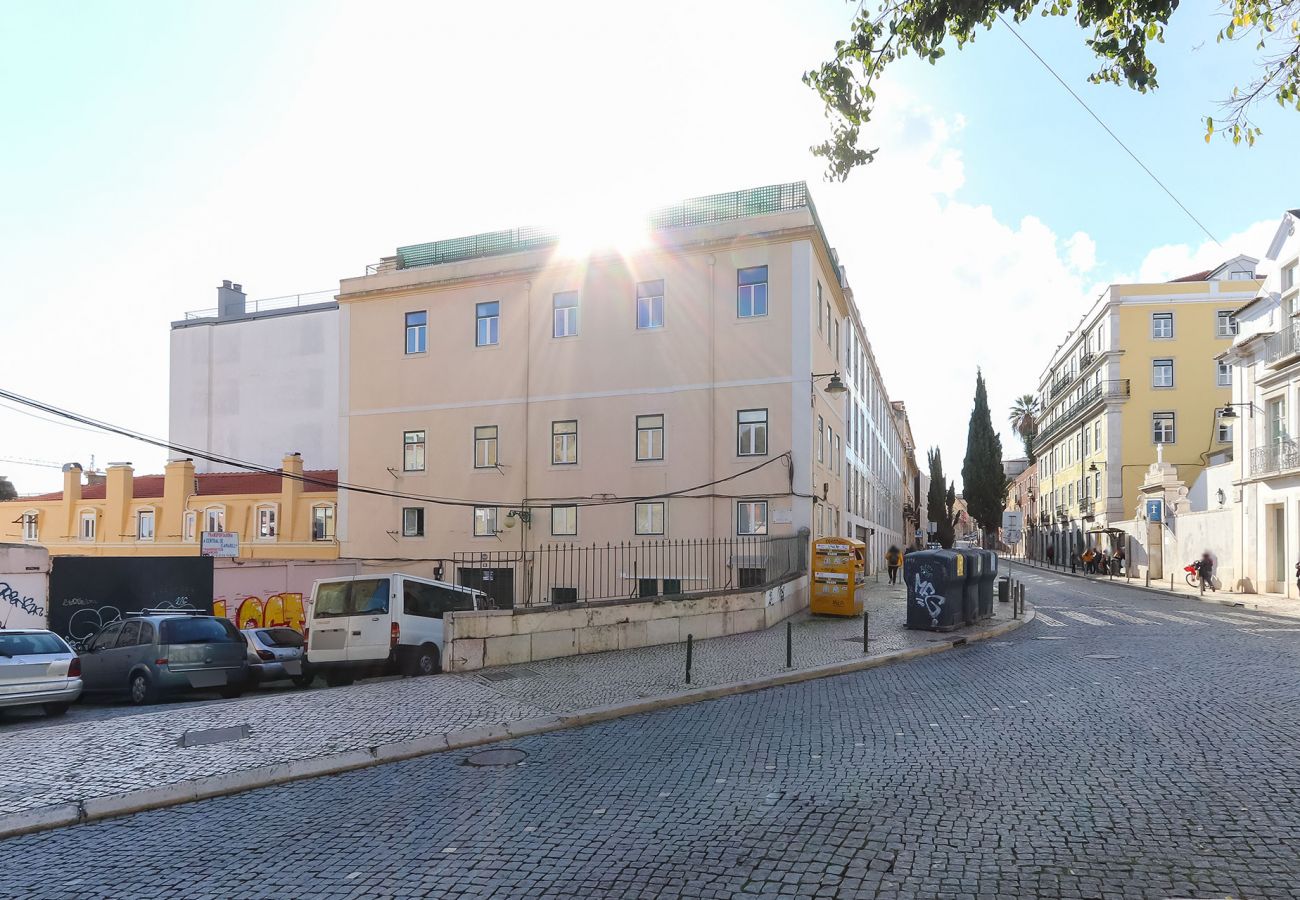 Studio in Lisbon - CHARMING SANTOS by HOMING